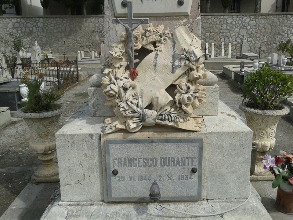 Francesco Durante's tomb2.jpg